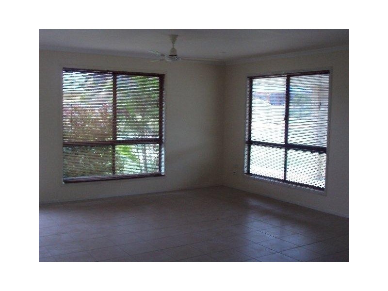 39 Barber St, Blacks Beach QLD 4740