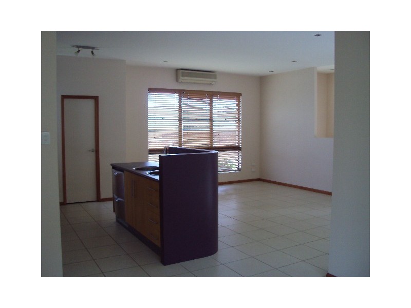 10 Clearvista Cres, Mount Pleasant QLD 4740