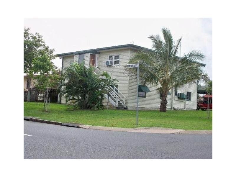 2/2 Roberts Ave, North Mackay QLD 4740