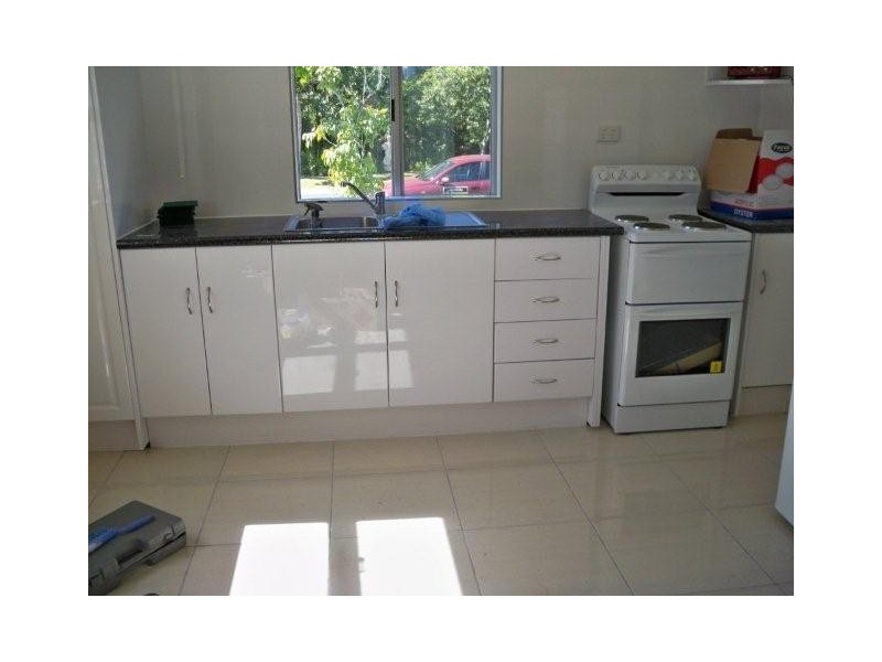 2/2 Roberts Ave, North Mackay QLD 4740