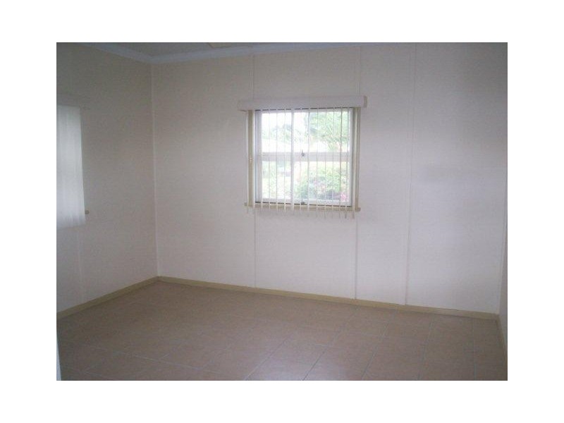 2/2 Roberts Ave, North Mackay QLD 4740