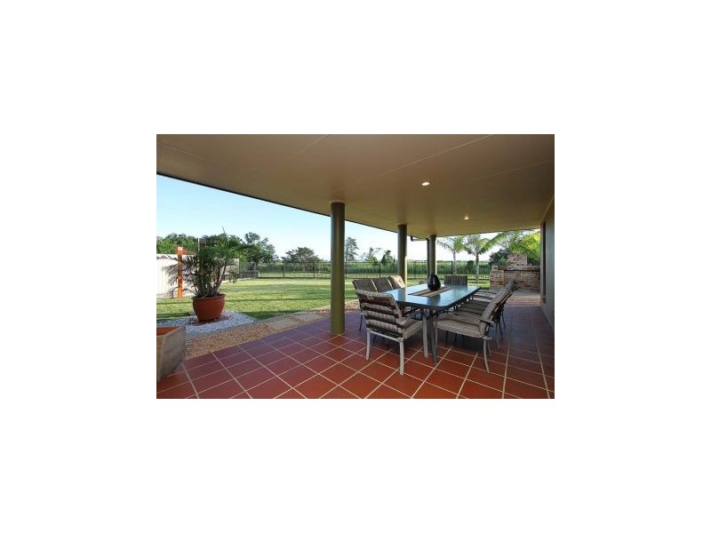 19 Francey Drive, Glenella QLD 4740