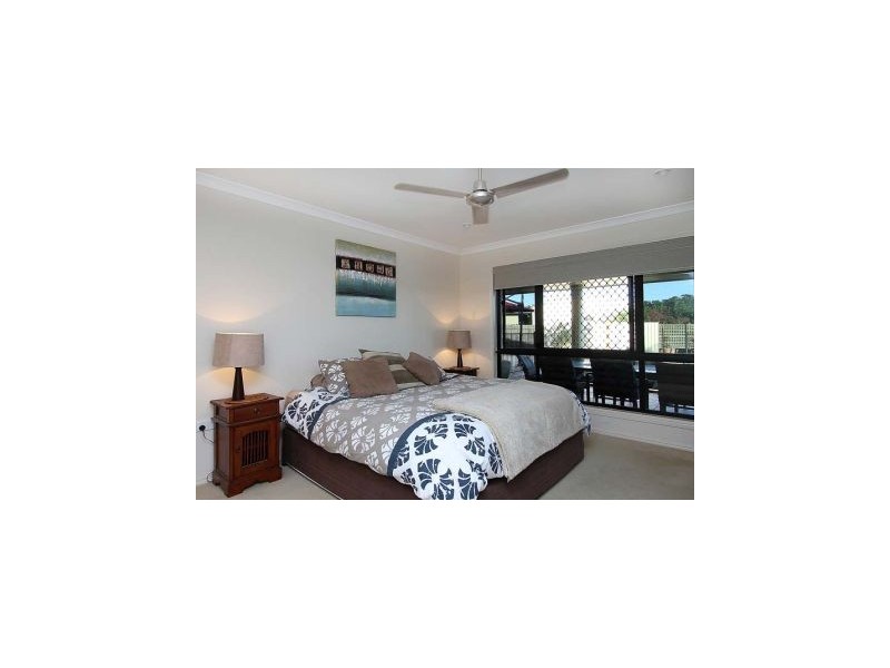 19 Francey Drive, Glenella QLD 4740