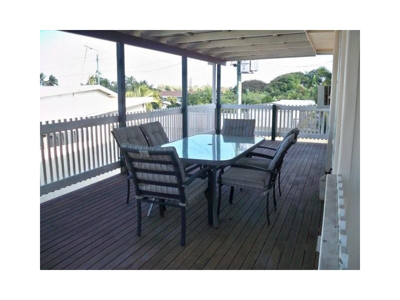 1/8  Carey Street, Hay Point QLD 4740