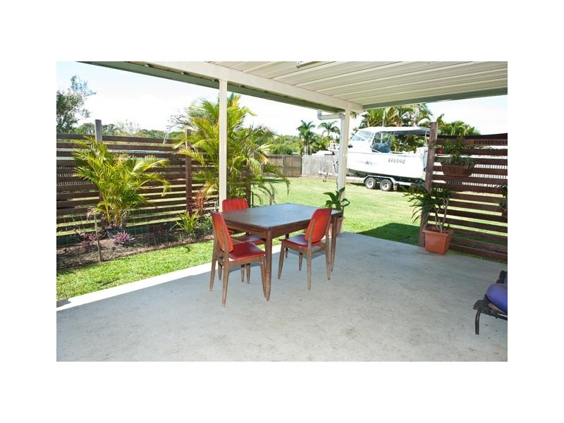 12 Edinburgh Place, Beaconsfield QLD 4740
