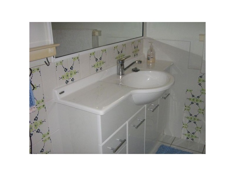 11 Raymond Croker Ave, Mount Pleasant QLD 4740