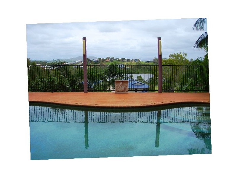 11 Ian Wood Drive, Dolphin Heads QLD 4740