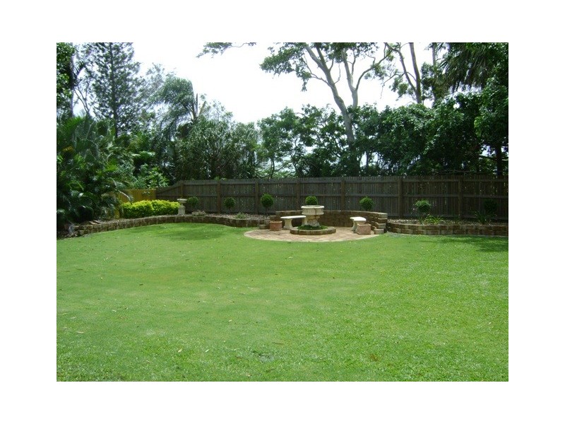 29 McCready Street, Rural View QLD 4740