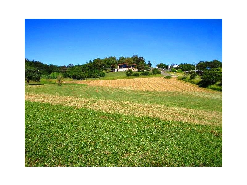 1 Rural View Drive, Rural View QLD 4740