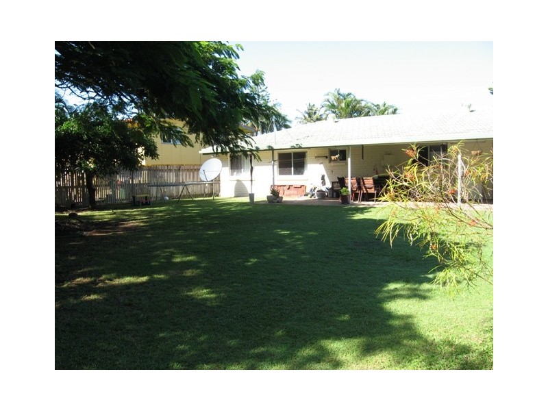 24 Nott Street, East Mackay QLD 4740
