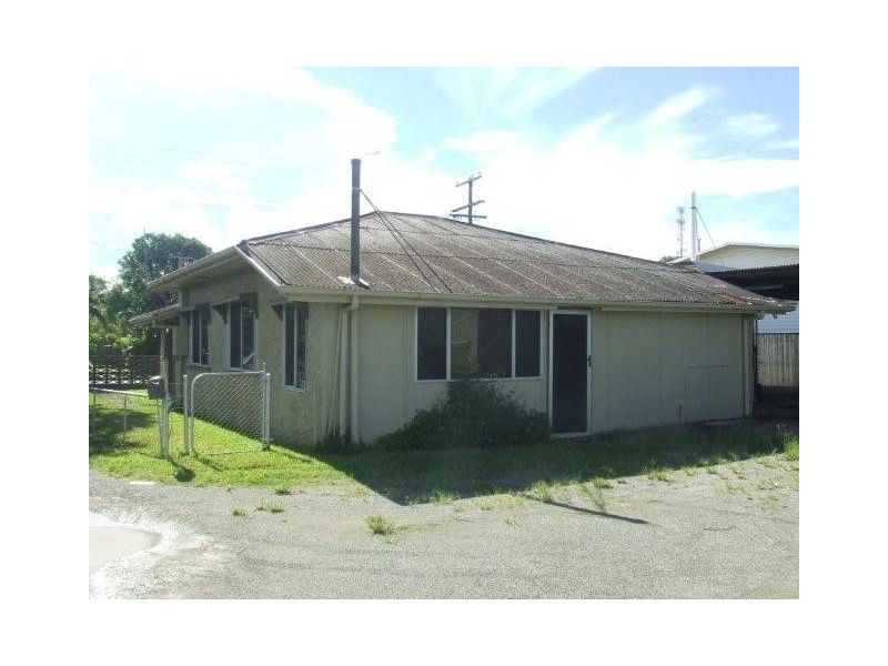 12 Valley Street, North Mackay QLD 4740