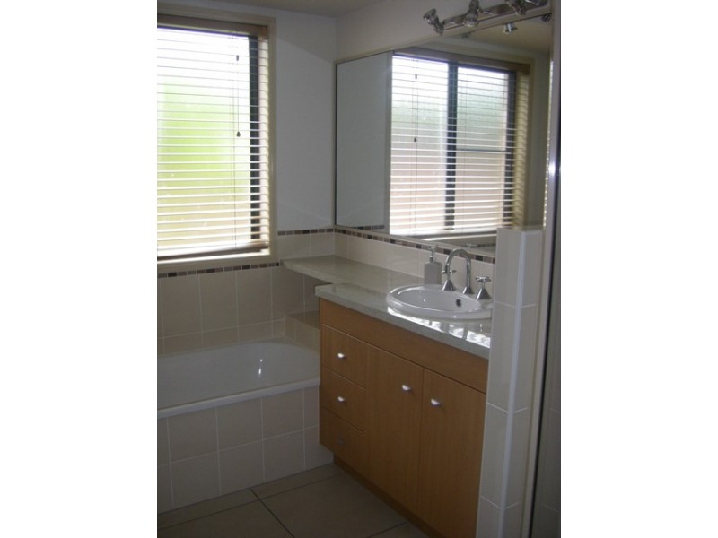 11A Sologinkins Road, Rural View QLD 4740