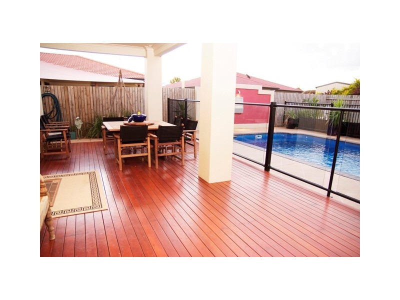 4 Madison Avenue, Glenella QLD 4740