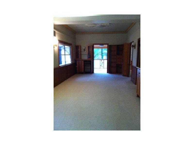 49 Holland Street, West Mackay QLD 4740