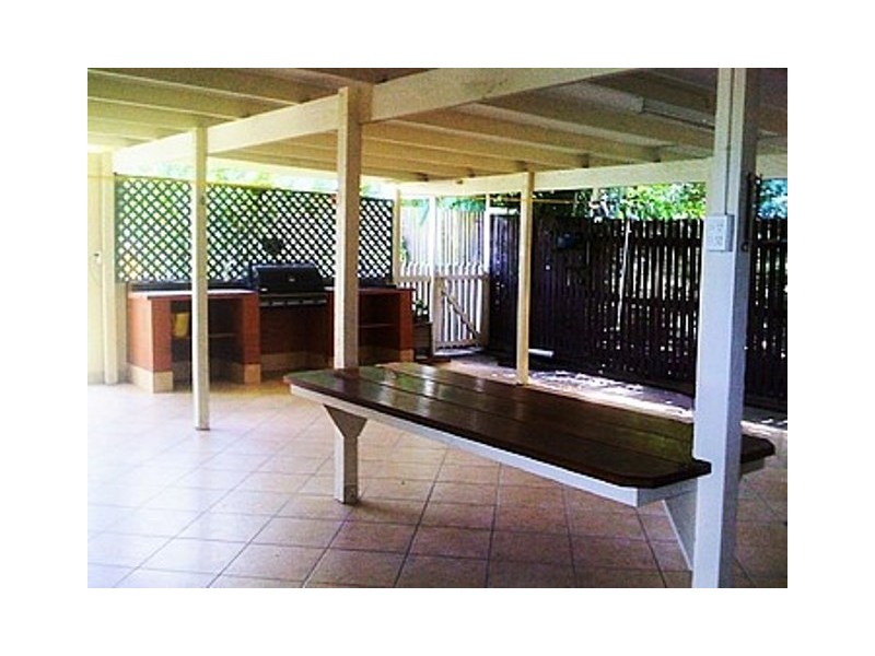 17 Valley Street, North Mackay QLD 4740