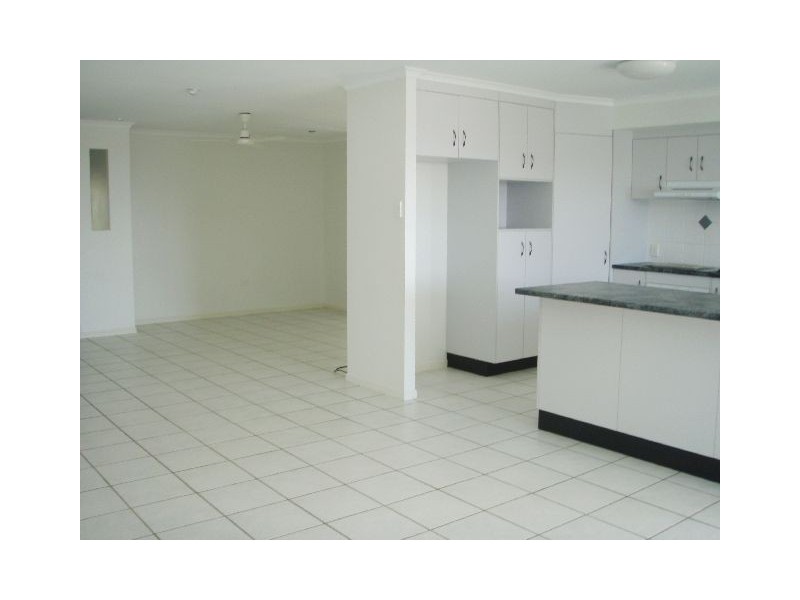 11 Wilcox Street, Eimeo QLD 4740