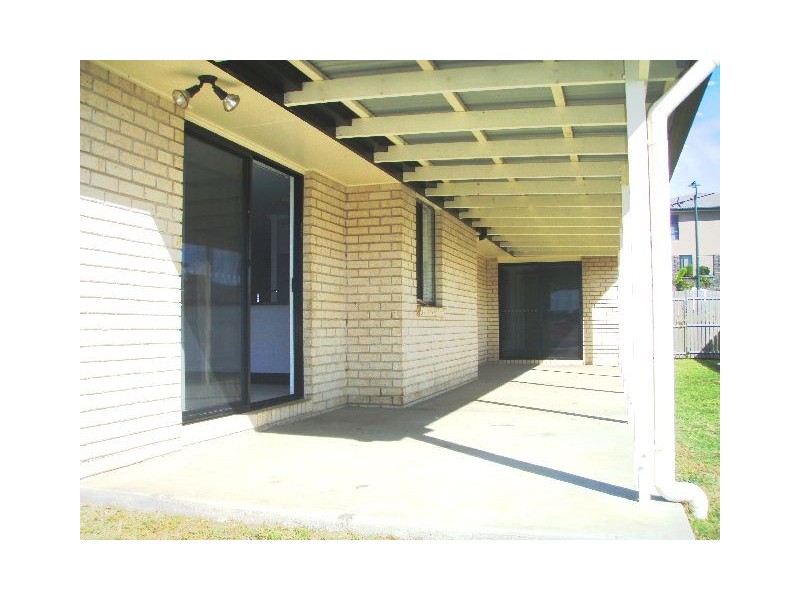 11 Wilcox Street, Eimeo QLD 4740