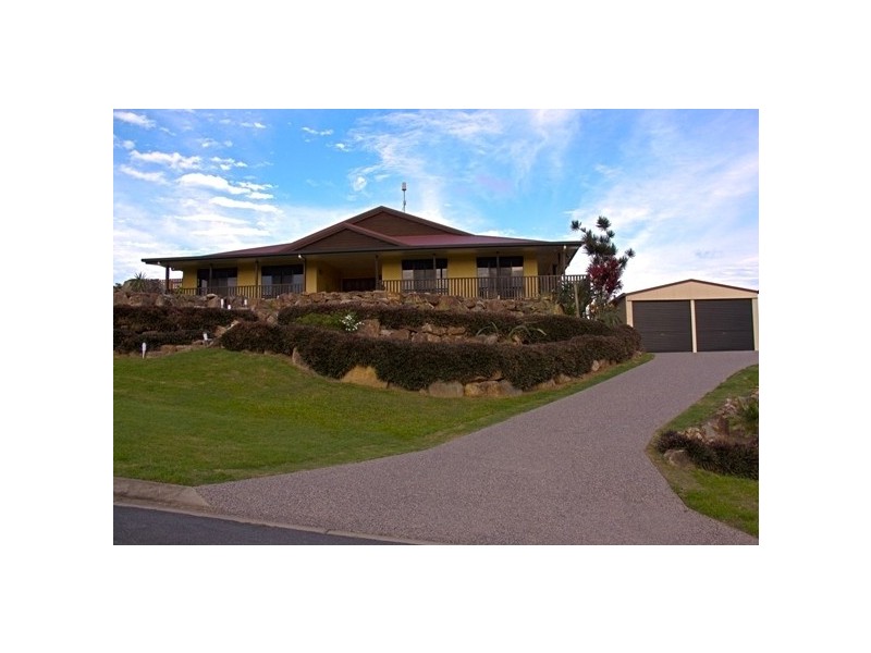 6 Essex Court, Rural View QLD 4740