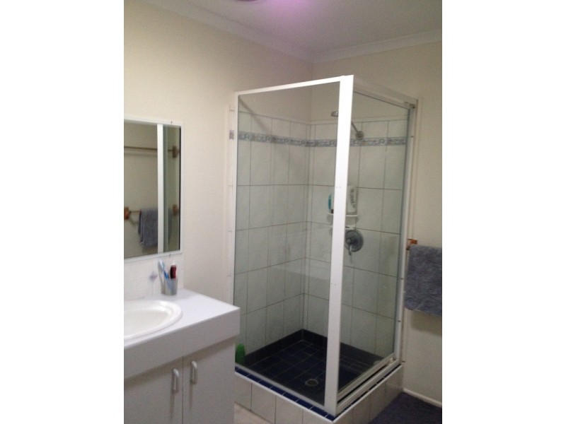 10 Hawk Street, Slade Point QLD 4740