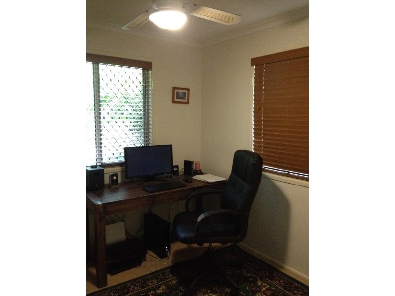 10 Hawk Street, Slade Point QLD 4740