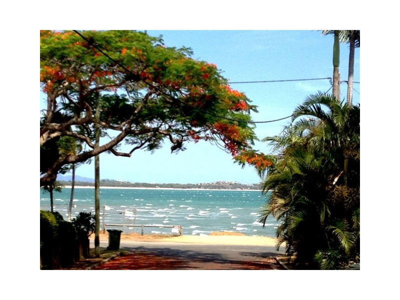 10 Hawk Street, Slade Point QLD 4740