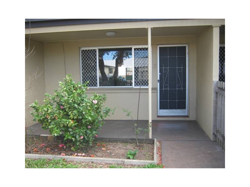 3/1a  Canberra Street, North Mackay QLD 4740