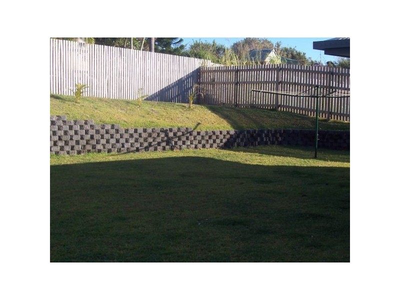 5 Spinks Court, Eimeo QLD 4740