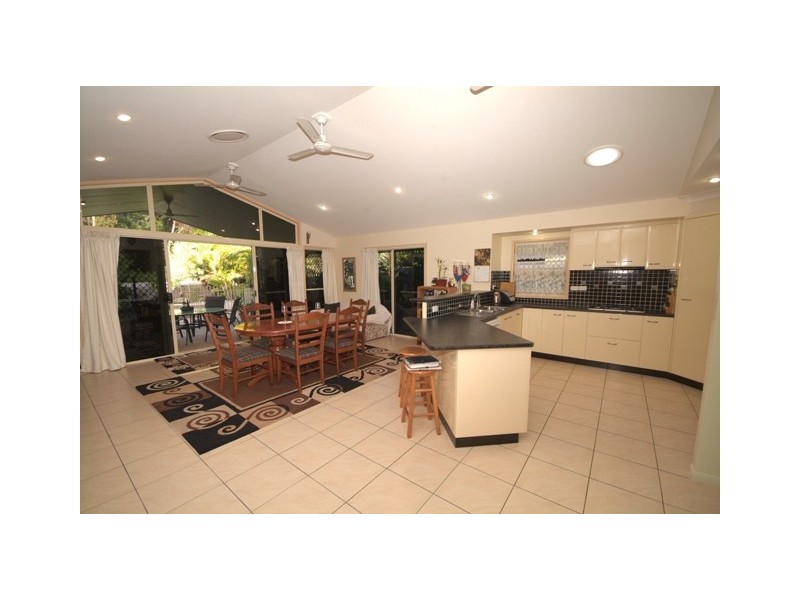 44 Starboard Circuit, Shoal Point QLD 4750