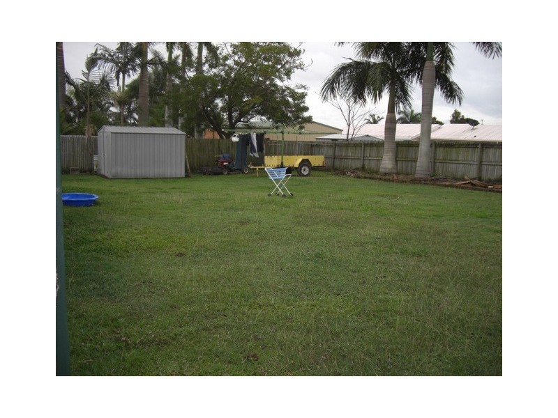 6 Melanie Street, Eimeo QLD 4740