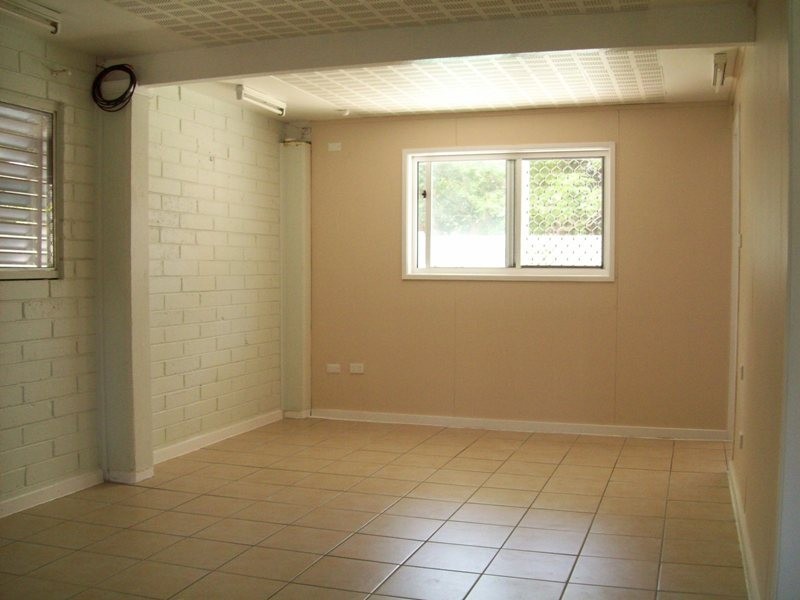 10 Pheasant Street, Slade Point QLD 4740