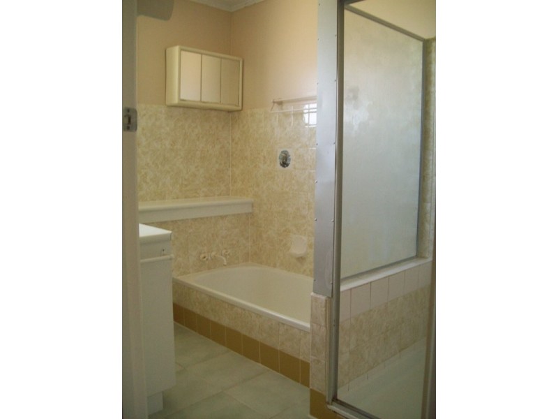 10 Pheasant Street, Slade Point QLD 4740