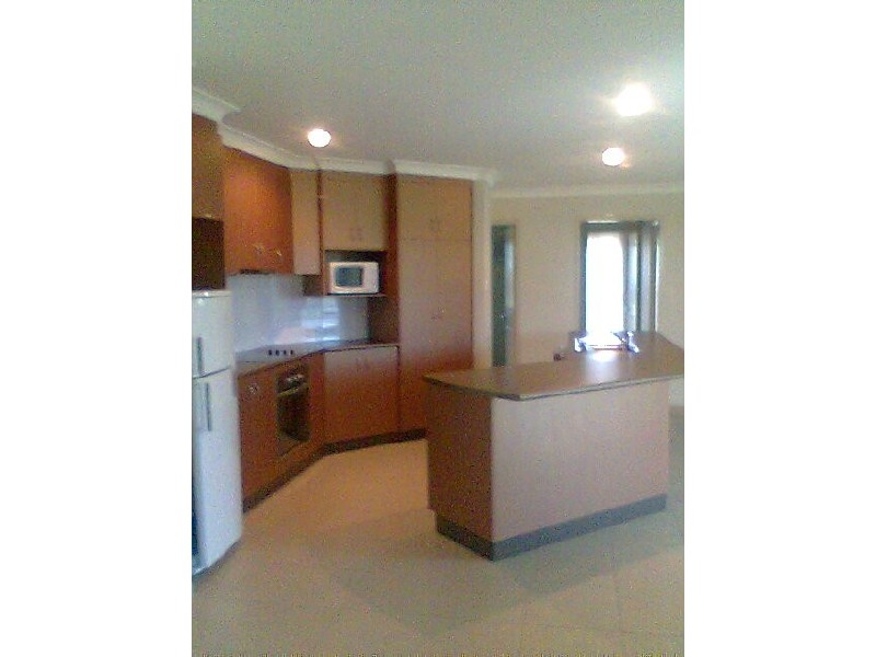 4 Townsend Street, Bucasia QLD 4750