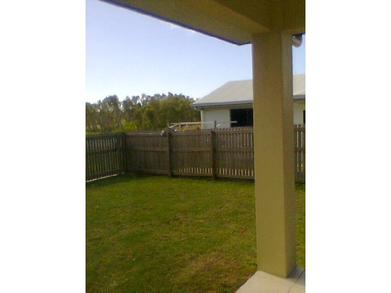 4 Townsend Street, Bucasia QLD 4750