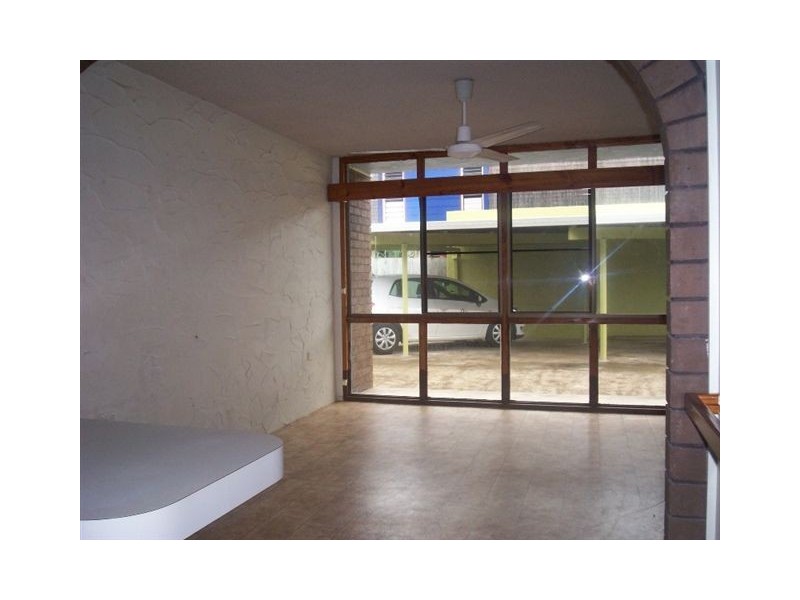 2/34 Keswick Avenue, Slade Point QLD 4740