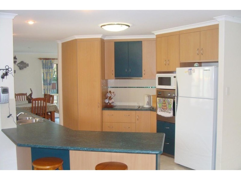51 Slater Av, Blacks Beach QLD 4740