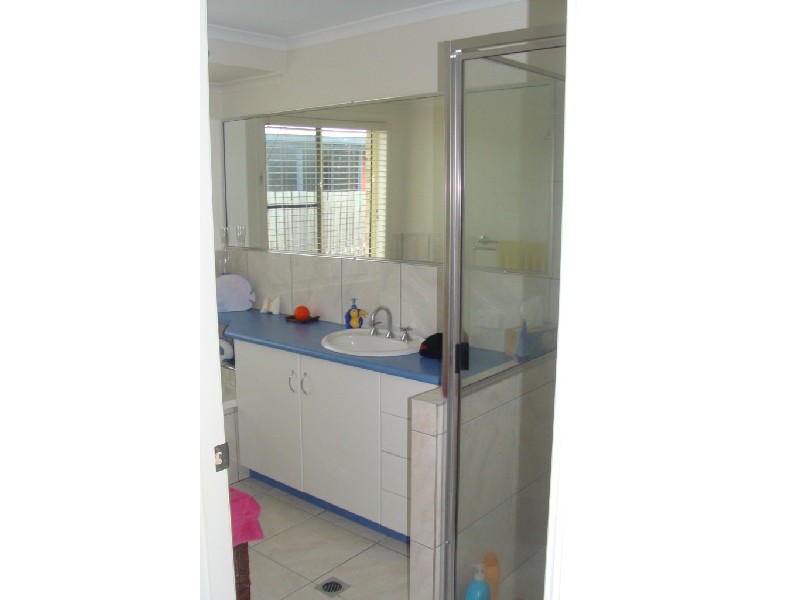 51 Slater Av, Blacks Beach QLD 4740