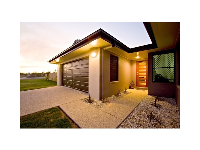 34 Elizabeth, Mirani QLD 4754