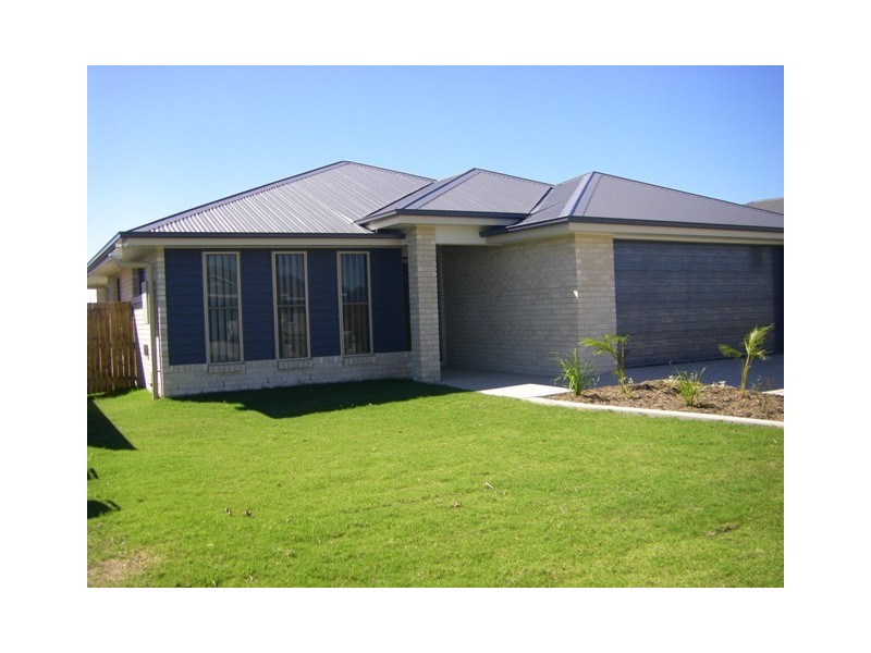 8 Amelia, Mirani QLD 4754