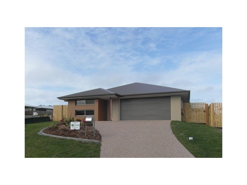 11 Yatay Street, Eimeo QLD 4740