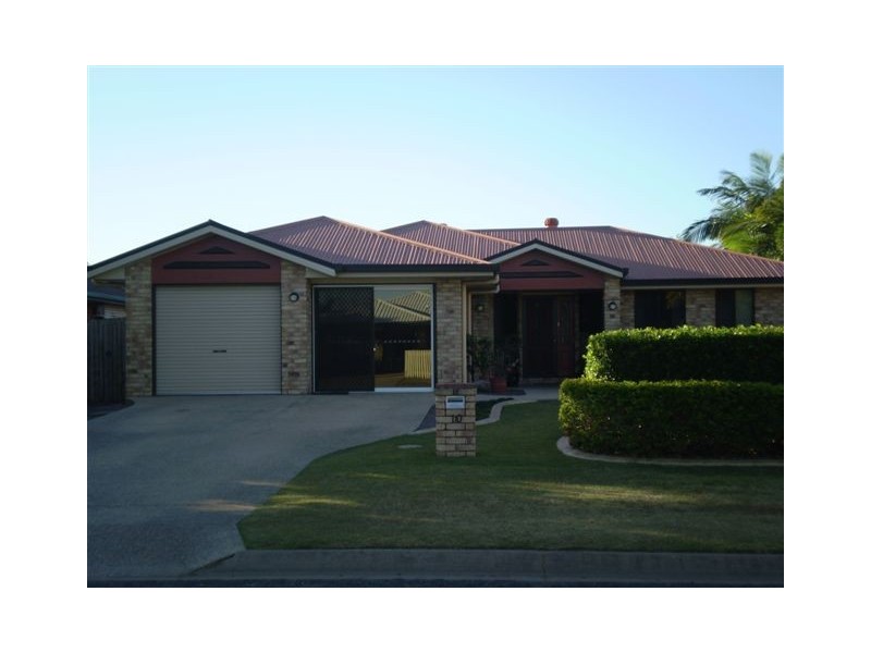 10 Vassallo Drive, Glenella QLD 4740