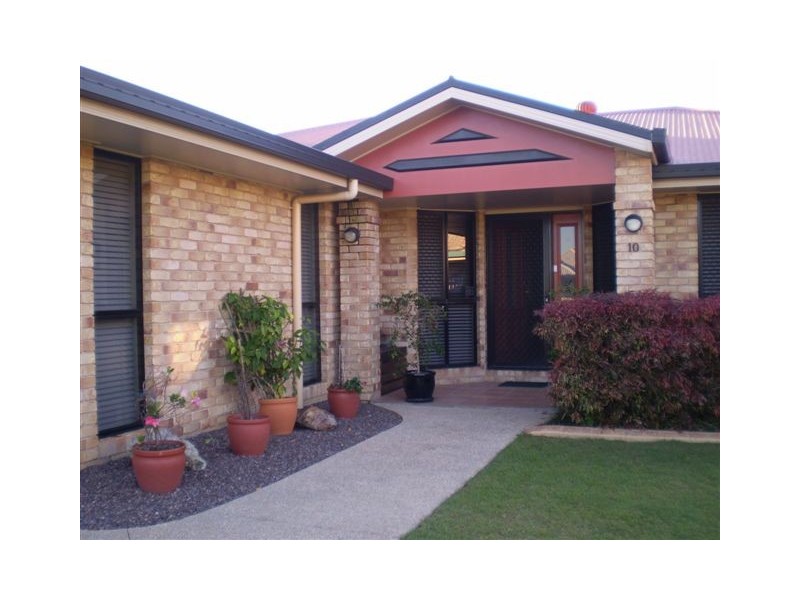 10 Vassallo Drive, Glenella QLD 4740