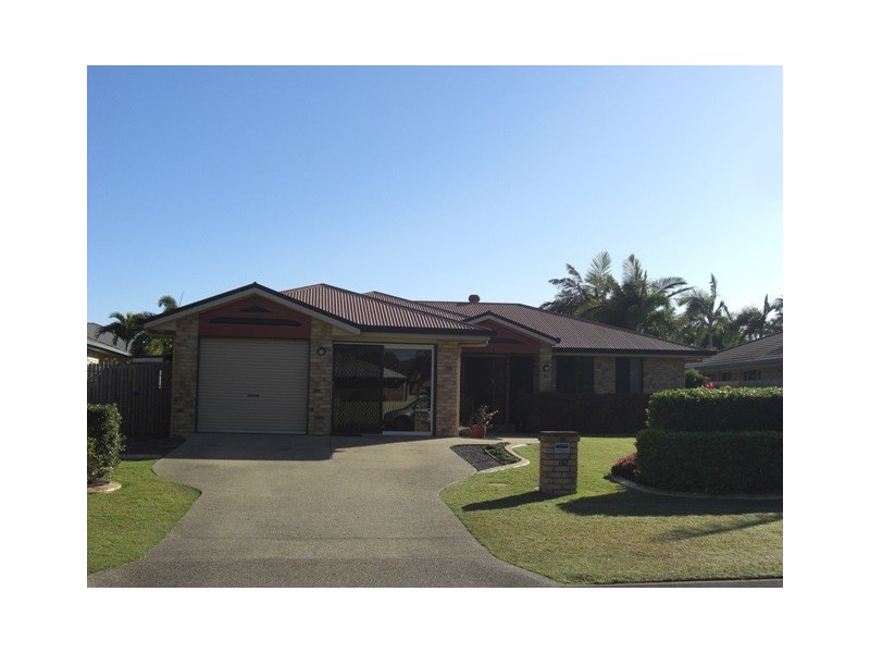 10 Vassallo Drive, Glenella QLD 4740
