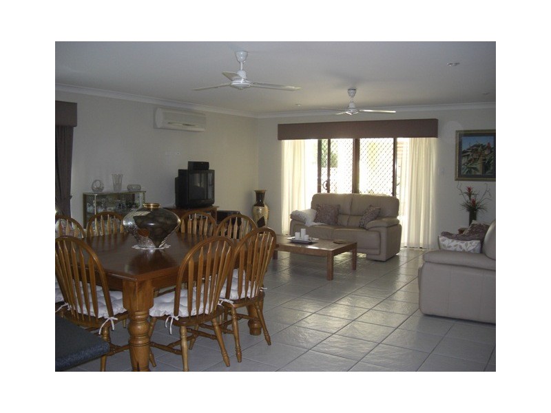 5 Madison Avenue, Glenella QLD 4740