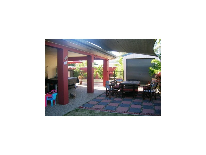 12 Eva Parade, Glenella QLD 4740