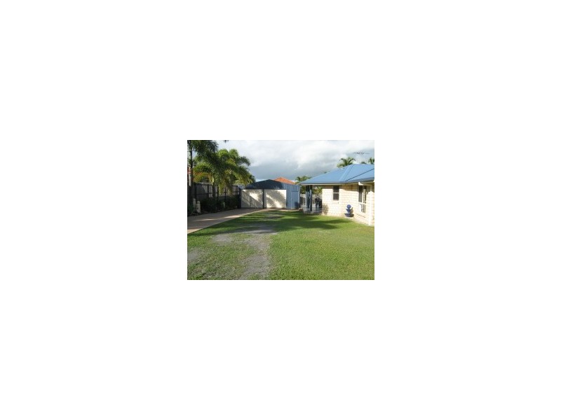 6 Cinnamon Drive, Glenella QLD 4740