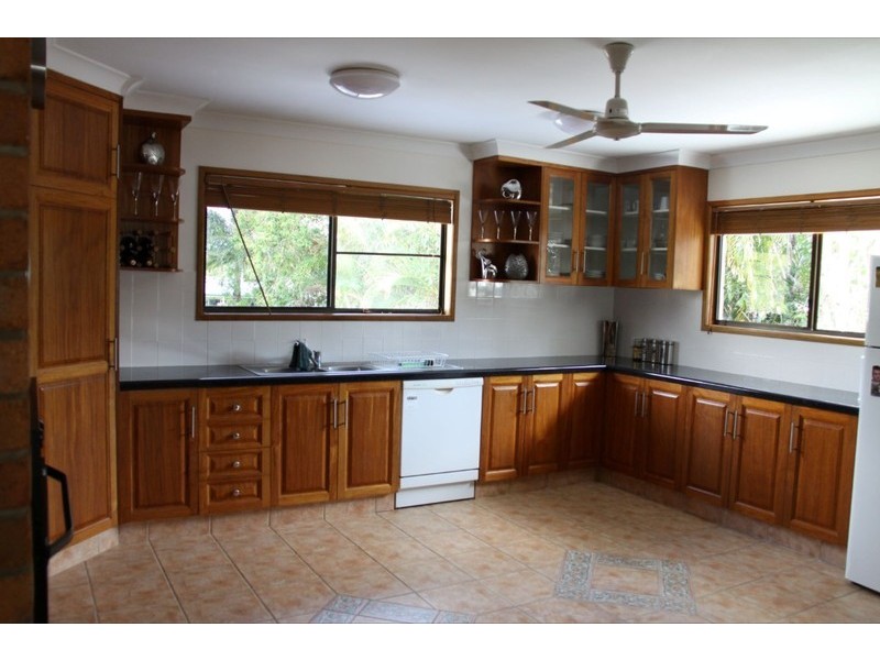 4 Aura Street, Mackay QLD 4740