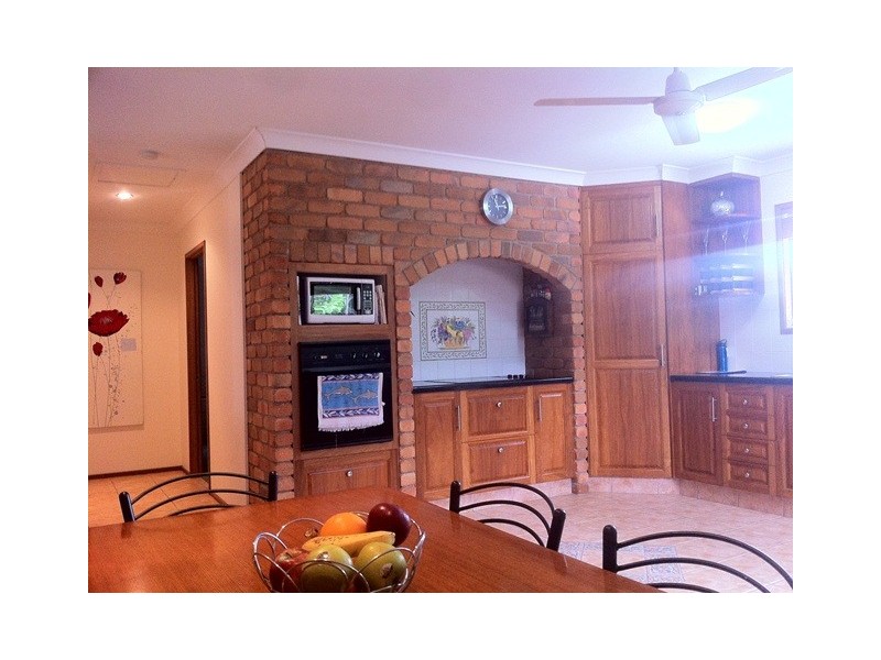 4 Aura Street, Mackay QLD 4740