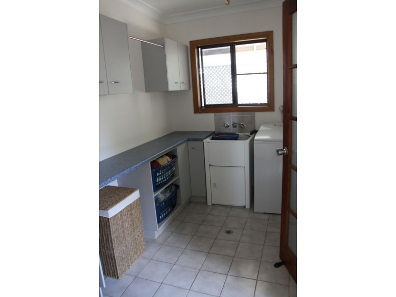 4 Aura Street, Mackay QLD 4740