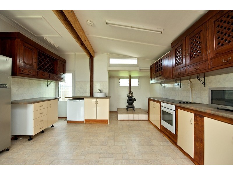 5 Ann Street, Nebo QLD 4742