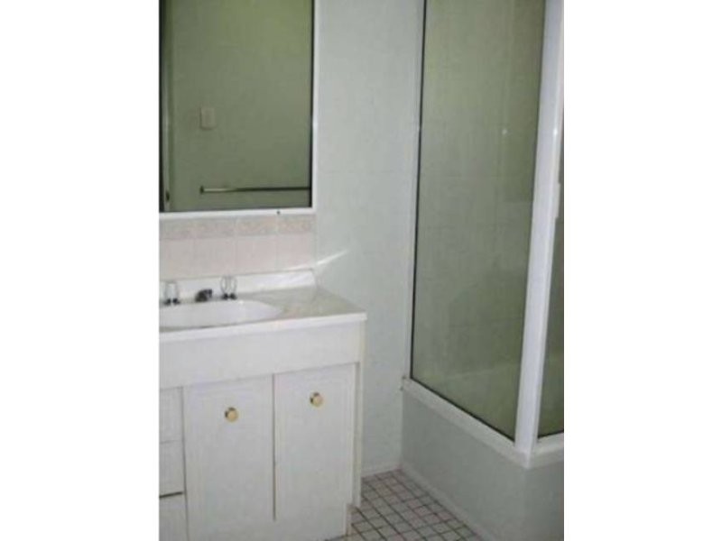 9 Ben Nevis Street, Beaconsfield QLD 4740